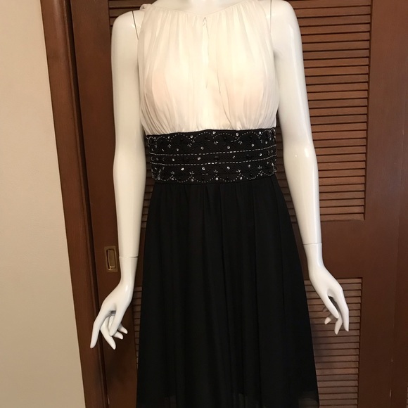 La Nouvelle Renaissance dress 👗 - Picture 4 of 8